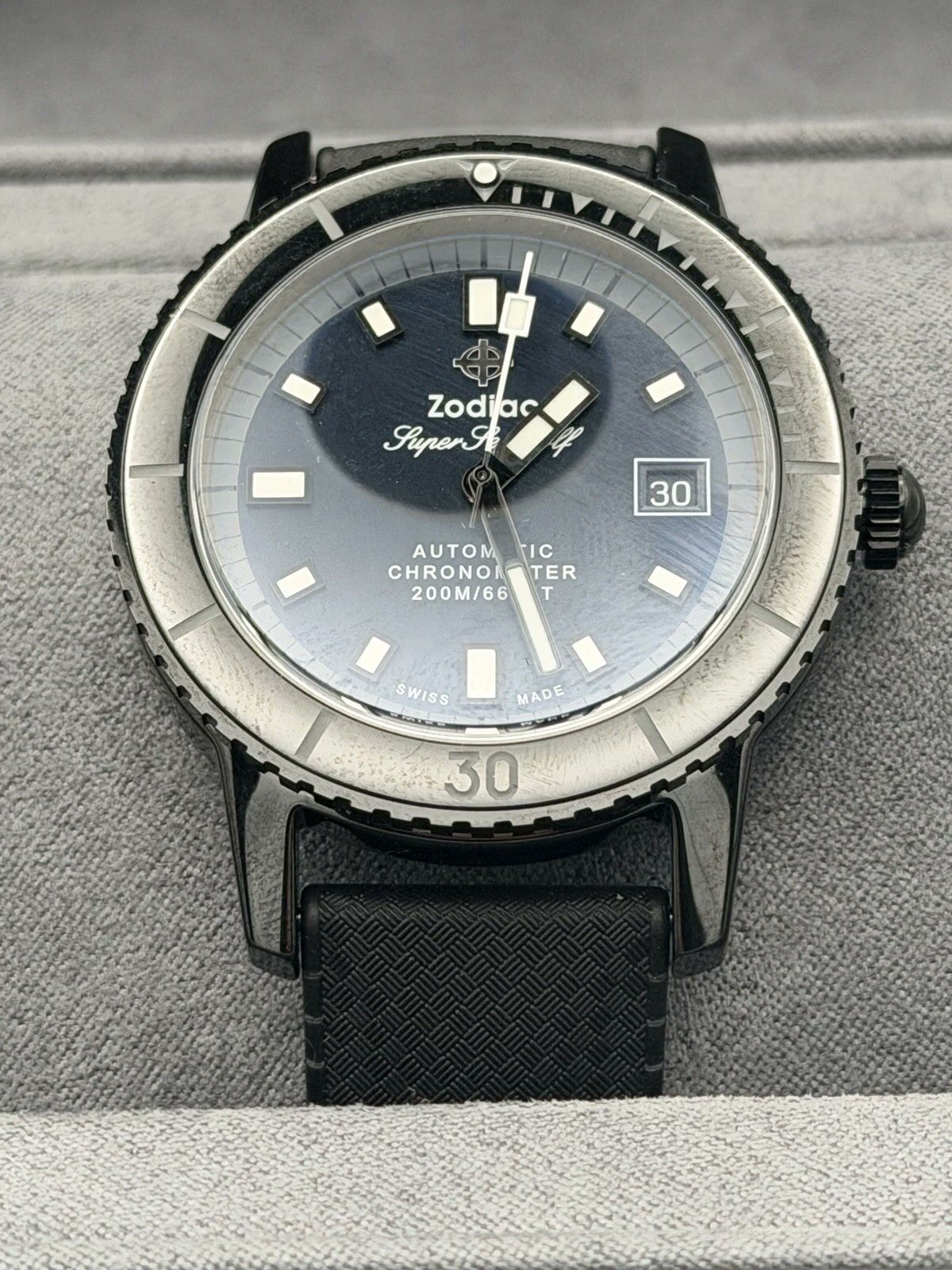 Zodiac Super Sea Wolf Compression Diver — ZO9595, 41 mm Ceramic — full view