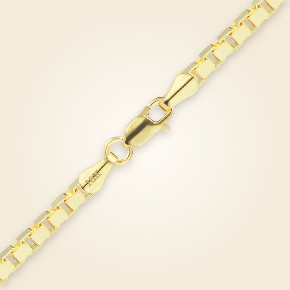 Venetian Box Bracelet in 18K Yellow Gold (1.00 mm - 2.50 mm), shown in 18K Yellow Gold